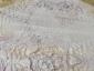 35. Piatto con riflessi beige e viola (part. 7)