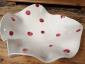 40. Piatto a pois rosa con cristallina, a secondo fuoco, diametro cm 21 - 40 euro