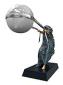 Lorenzo Quinn, The force of Nature II (2011), bronzo, alluminio e acciaio inossidabile, cm 92x35x210, ed. di 8+3 prove d'artista